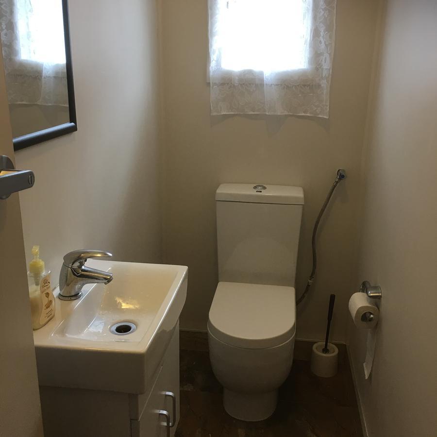 At Homestay オークランド エクステリア 写真