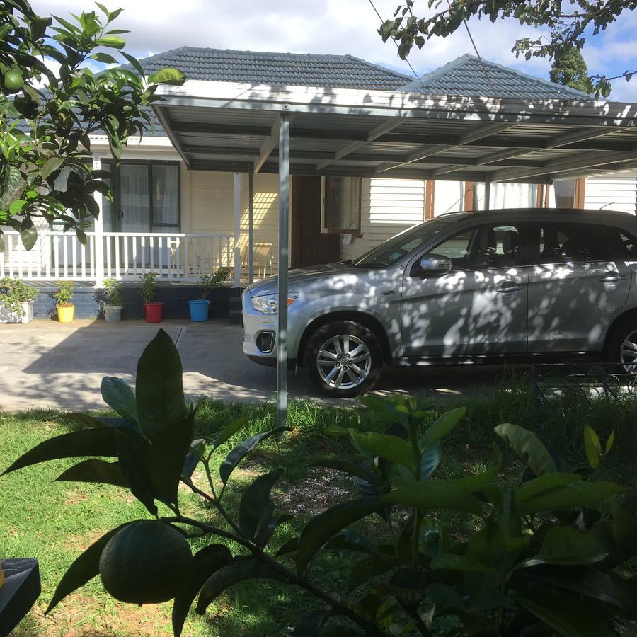 At Homestay オークランド エクステリア 写真