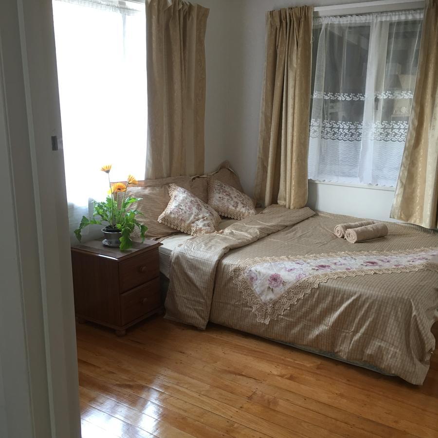 At Homestay オークランド エクステリア 写真