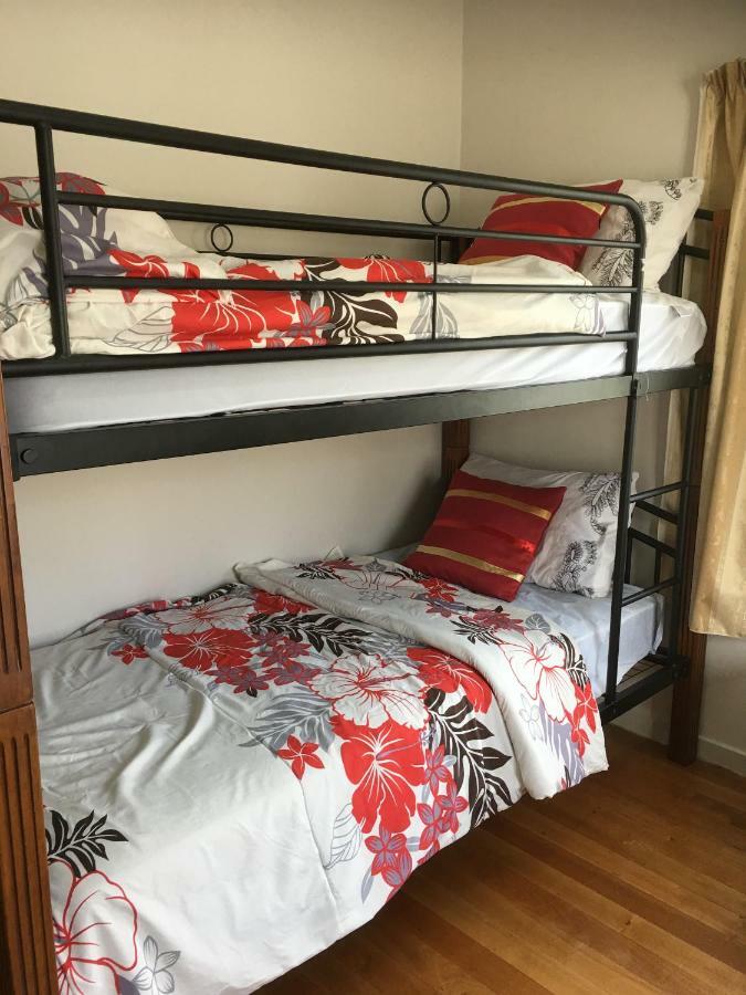 At Homestay オークランド エクステリア 写真